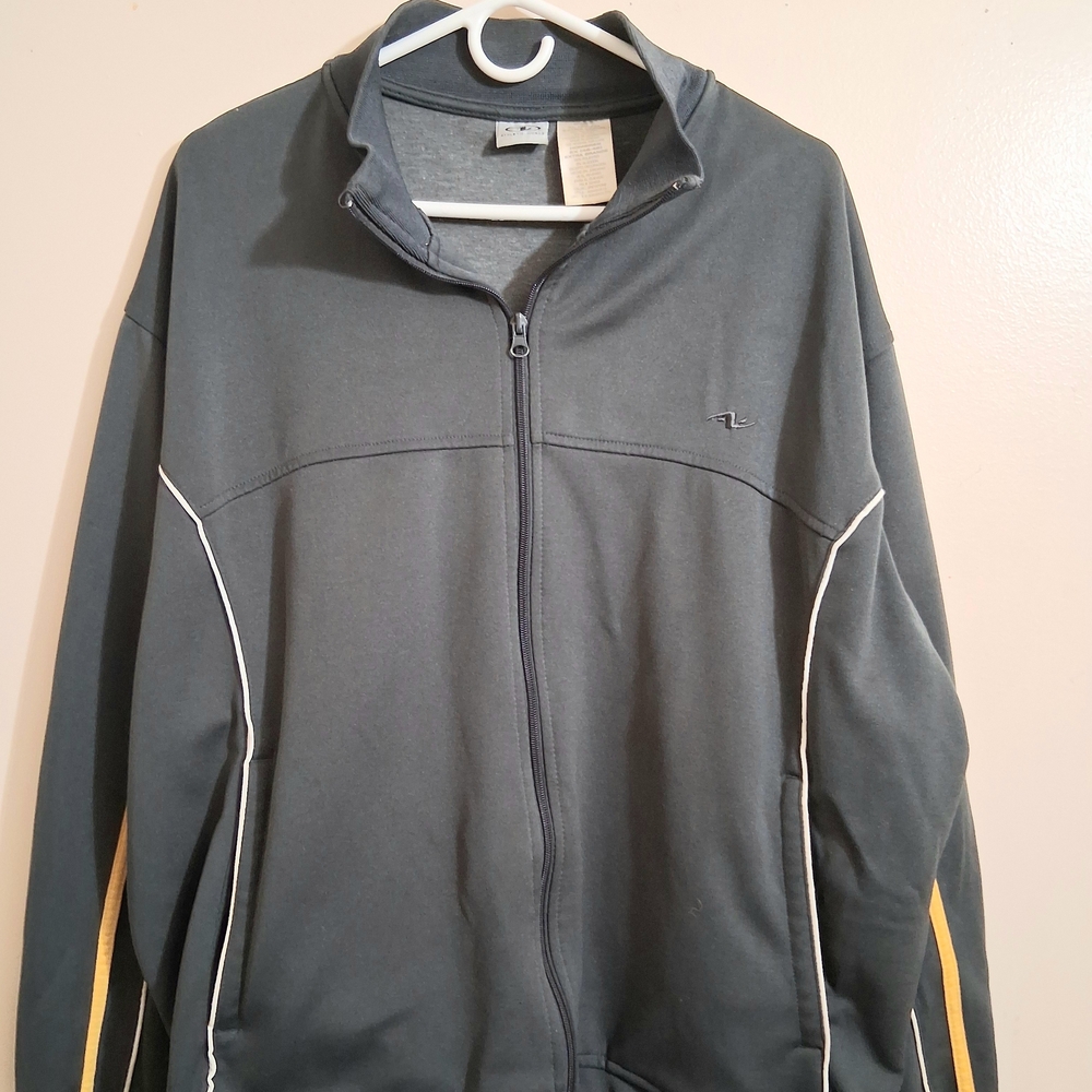 Men's Gray Jacket